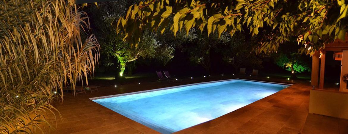 Chambres D Hotes De Charme Dans Mas La Souvine Du 17Eme, Chambres Climatisees Bédarrides Dış mekan fotoğraf