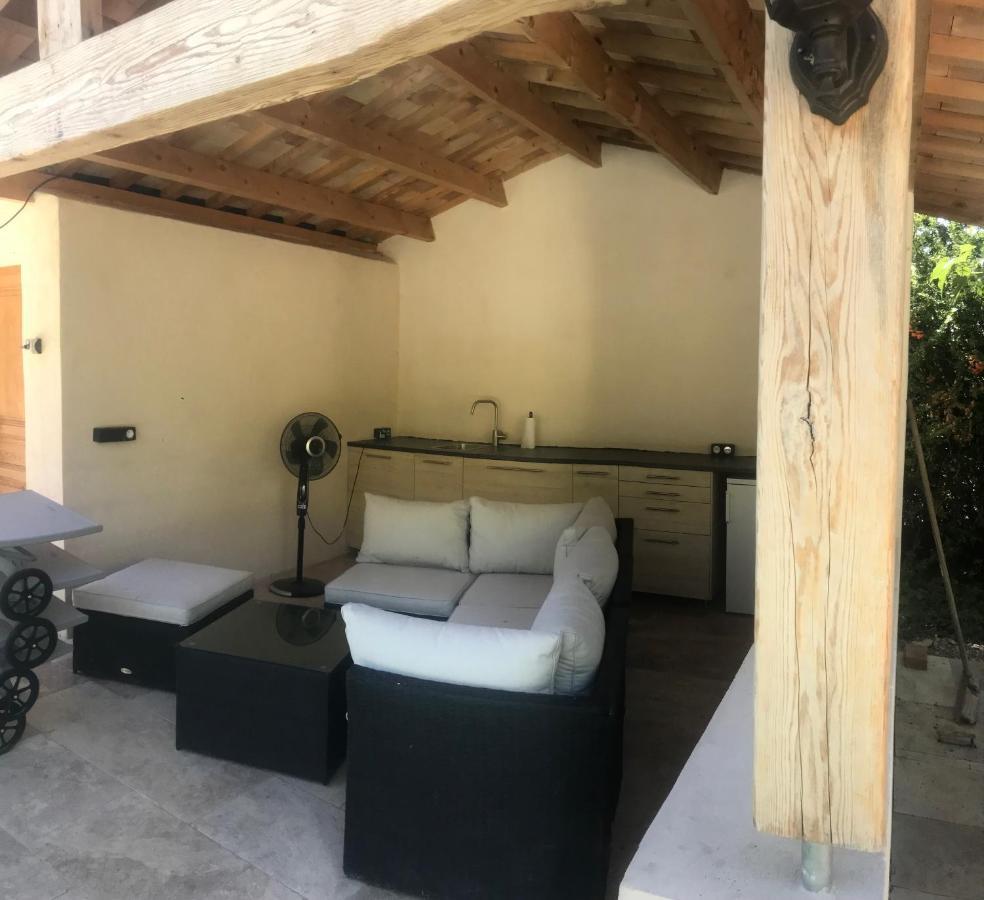 Chambres D Hotes De Charme Dans Mas La Souvine Du 17Eme, Chambres Climatisees Bédarrides Dış mekan fotoğraf
